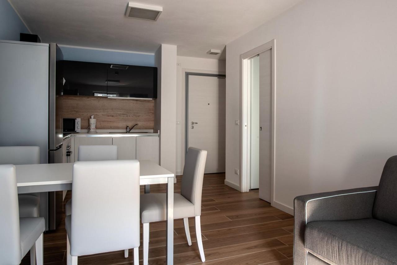 גראדו Aparthotel Miramare מראה חיצוני תמונה
