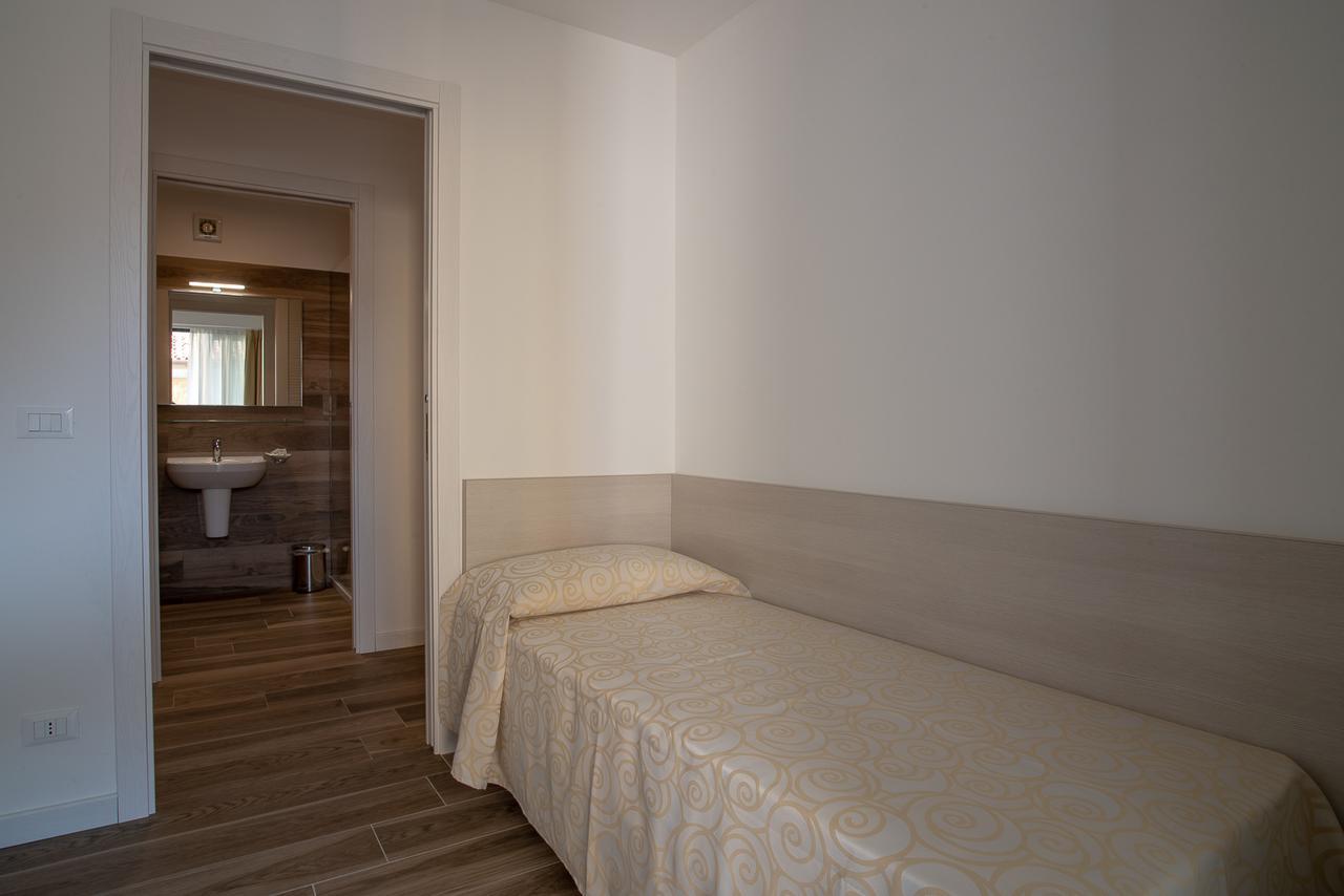 גראדו Aparthotel Miramare מראה חיצוני תמונה